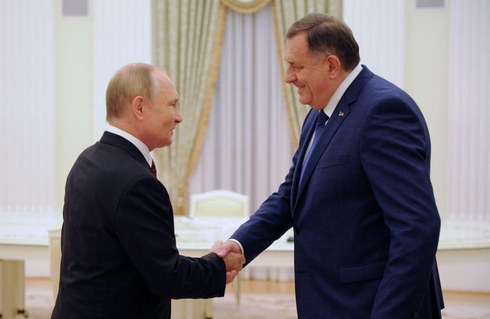 Líder separatista bósnio-sérvio encontra-se com Putin em Moscovo