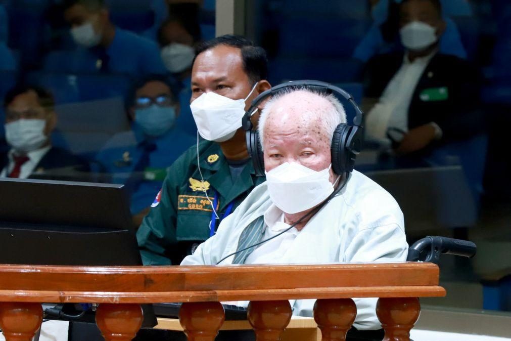 Tribunal internacional mantém prisão perpétua para antigo chefe dos Khmer Vermelhos