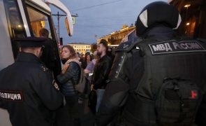 Ucrânia: Mais de 1.380 pessoas detidas em protestos na Rússia contra a mobilização parcial