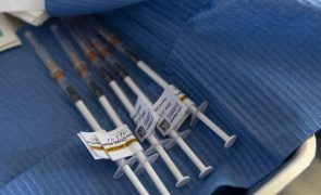 Macau recebe até novembro vacinas contra a covid-19 para crianças até aos três anos