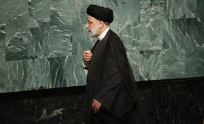 Presidente iraniano anuncia investigação a morte de jovem detida pela polícia