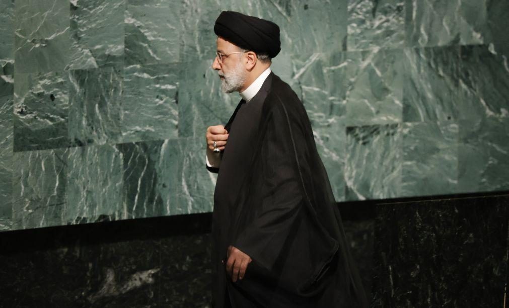 Presidente iraniano anuncia investigação a morte de jovem detida pela polícia