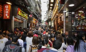 Macau dá mil euros a cada residente para 