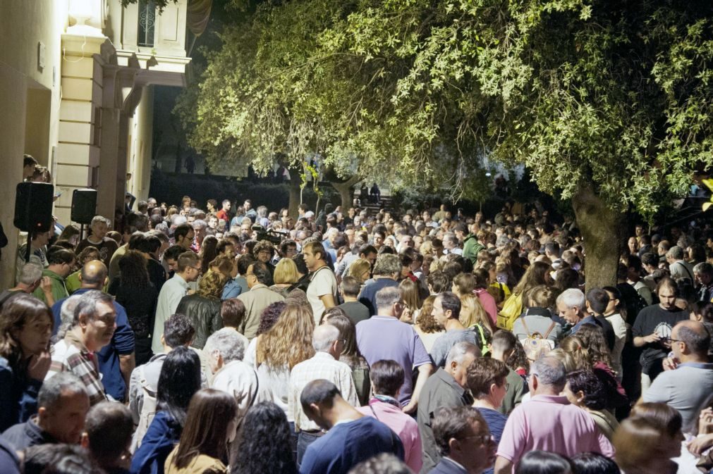 Catalunha: Mais de 4.000 pessoas manifestam-se em Girona contra as cargas policiais