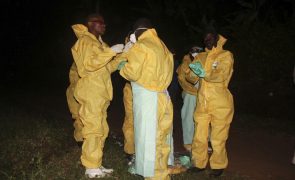 Sobe para quatro o número de mortes por Ébola no Uganda