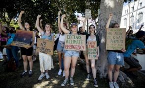 Clima: Manifestações pelo mundo reclamam ação política e apoio aos mais afetados