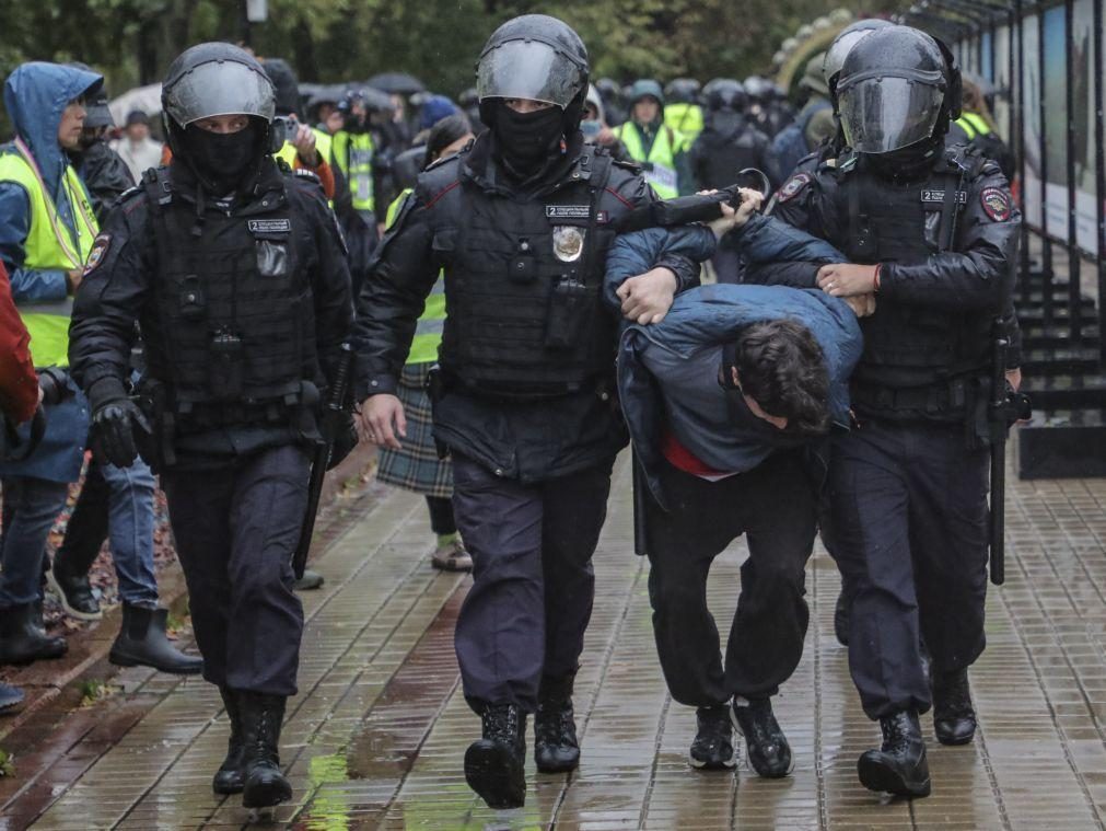 Mais de 680 detidos em protestos na Rússia contra mobilização