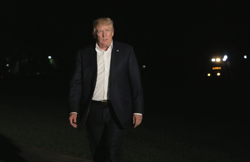Trump condena como