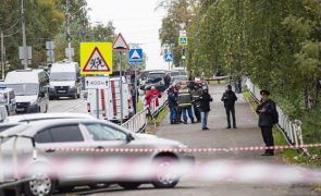 Sobe para 13 número de mortos em tiroteio em escola na Rússia