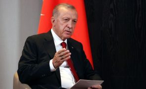 Presidente turco acusa Grécia de provocação ao colocar militares em ilhas próximas