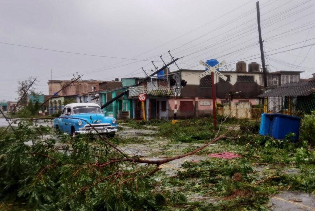 Eletricidade restabelecida parcialmente em Cuba após passagem do furacão Ian