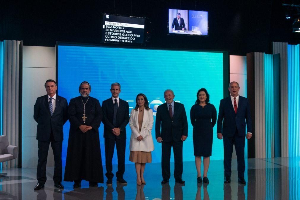 Último debate com troca de acusações entre favoritos às presidenciais do Brasil