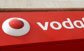 Vodafone celebra acordo para compra da Nowo