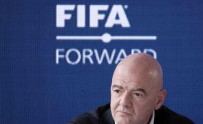 Presidente da FIFA lamenta 