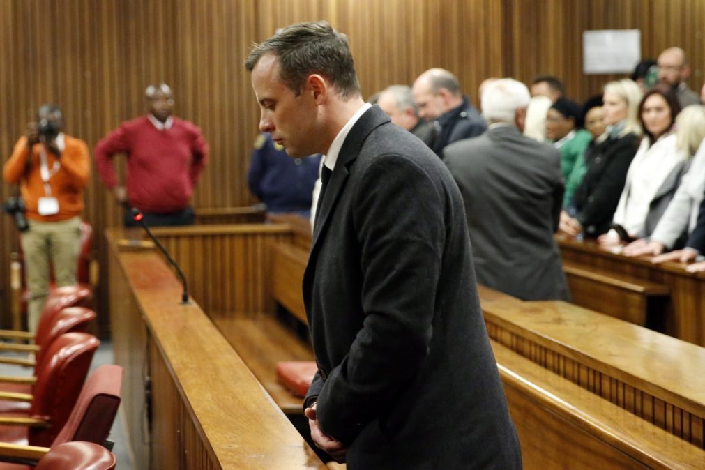 Pistorius pode sair em liberdade 10 anos depois de assassinar namorada a tiro