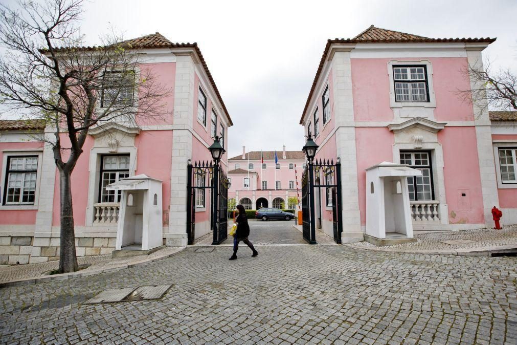 Governo convoca embaixador russo em Lisboa e condena anexação