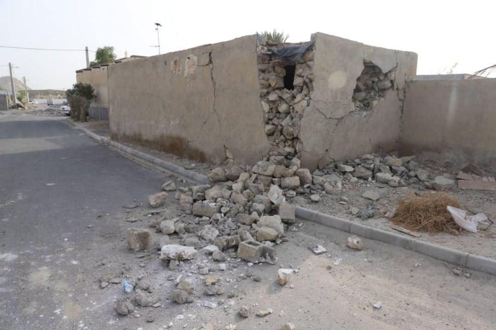 Mais de 500 feridos em sismo no noroeste do Irão