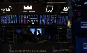 Wall Street fecha no 'vermelho' interrompendo dois dias seguidos de ganhos