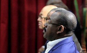 Tribunal Supremo nega liberdade condicional a ex-ministro dos Transportes angolano