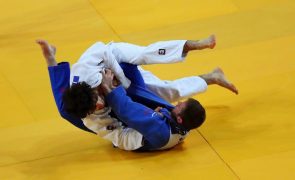 João Fernando eliminado nos Mundiais de judo