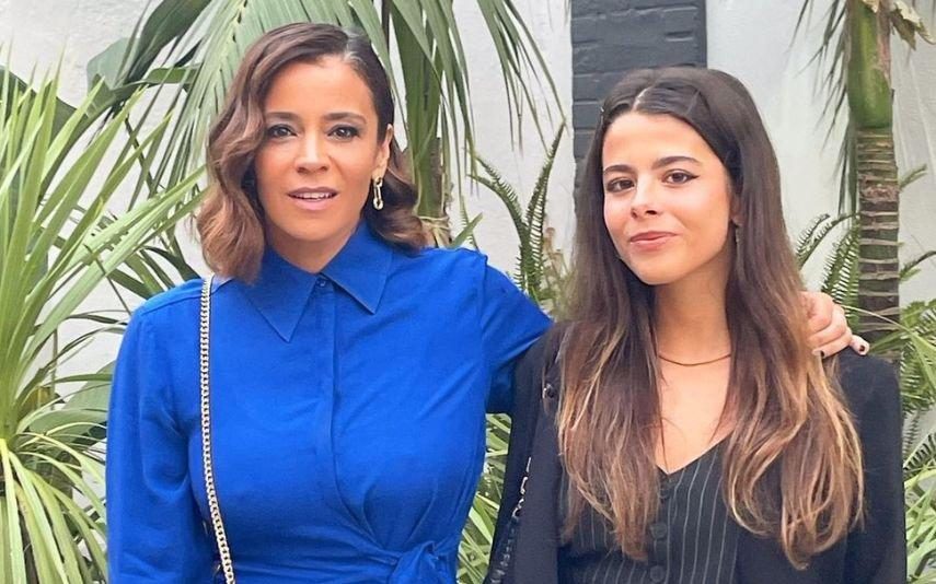 Rita Ferro Rodrigues mostra rosto da filha e fãs reagem: “Muito parecidas”
