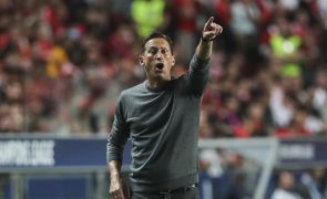 LC: Schmidt quer Benfica 