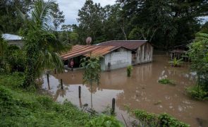 Furacão Júlia causa 26 mortos à passagem pela América Central - autoridades