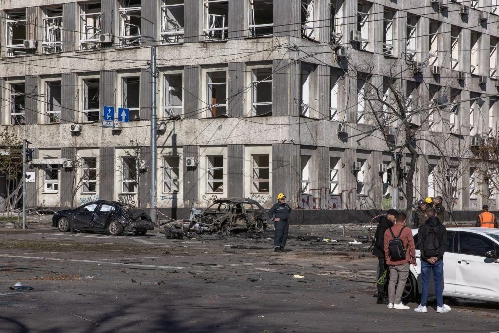 Sobe para 19 o número de mortos em ataques russos a cidades ucranianas