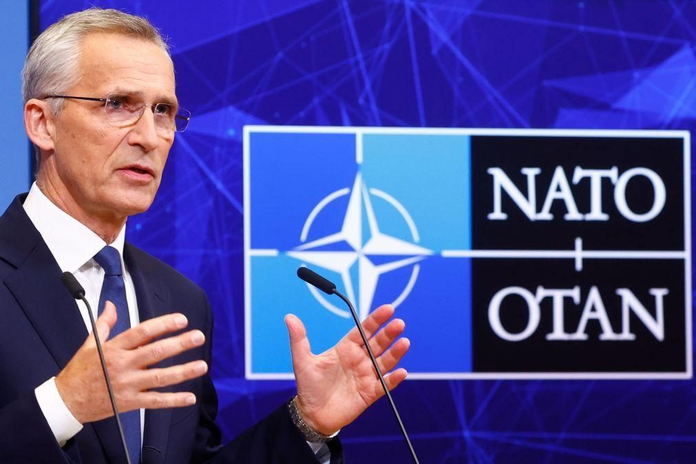 Ministros da Defesa da NATO reúnem-se para reforçar apoio à Ucrânia perante ameaças russas