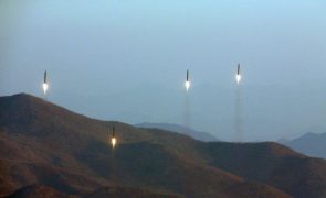Sul-coreanos acusam Coreia do Norte de lançar dezenas de projéteis de artilharia