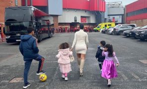 Cristiano Ronaldo. Filhas vestem-se de princesas para ver o pai em Old Trafford