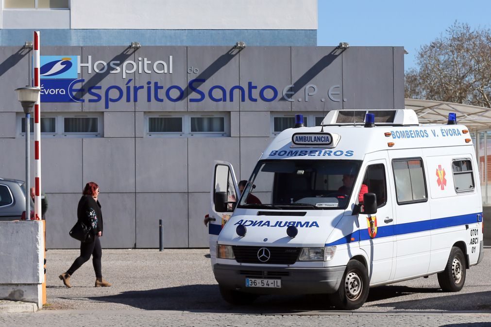 Família de mulher que deu à luz bebé morta acusa hospital de Évora de negligência