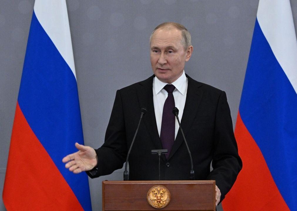 Putin instaura lei marcial nos territórios ilegalmente anexados