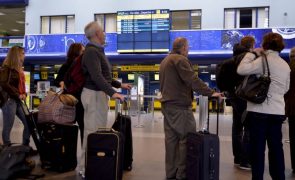 Mais de 770 mil passageiros com cancelamentos ou atrasos em voos de Portugal em setembro