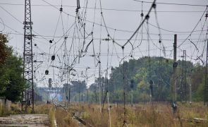 Danos graves na rede elétrica da Ucrânia provocados por ataques russos