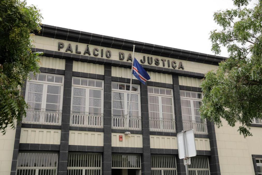 Juízes pedem 'task-force' para reduzir processos pendentes nos tribunais cabo-verdianos