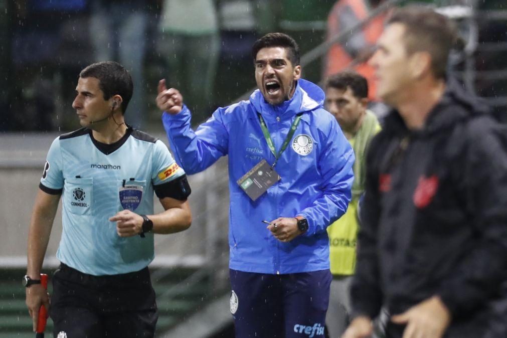 Abel Ferreira e Palmeiras podem 'comemorar' título no Brasil a cinco jornadas do fim