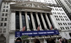 Wall Street segue em alta animada por resultados de empresas