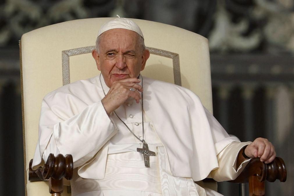 Papa pede à padroeira do Brasil que liberte o país 
