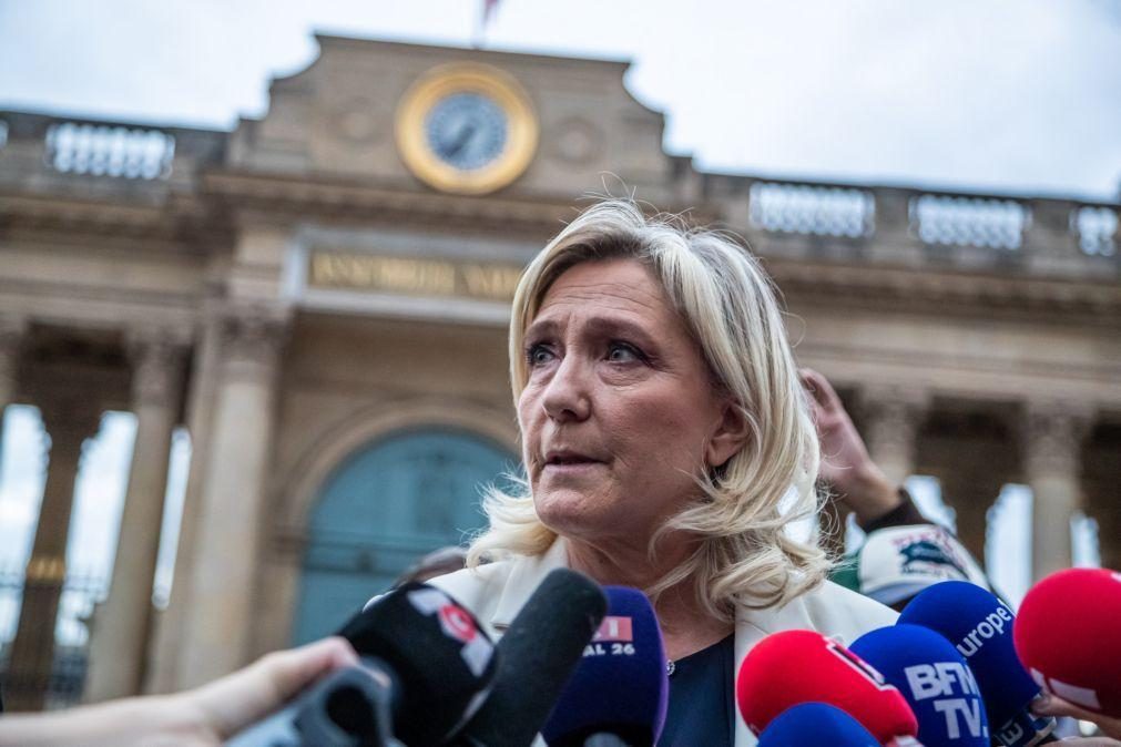 Le Pen ainda longe de conseguir ganhar eleições francesas em 2027 - investigador
