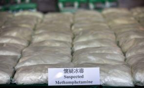 Alfândega de Hong Kong apreende recorde de metanfetaminas no valor de 40,5 ME