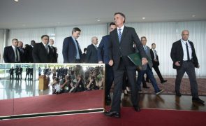 Bolsonaro diz a juízes do Supremo Tribunal Federal que a eleição acabou