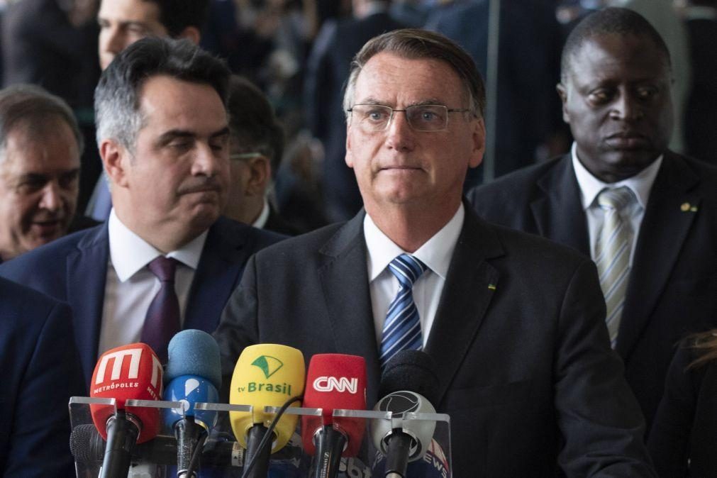 Bolsonaro apela aos manifestantes que desbloqueiem as estradas