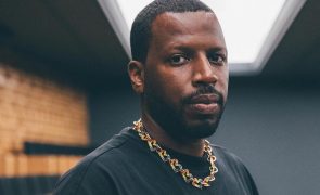 Dino D'Santiago vai ser pai após reatar amor antigo