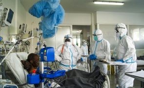 Médicos moçambicanos adiam greve face a avanços nas negociações
