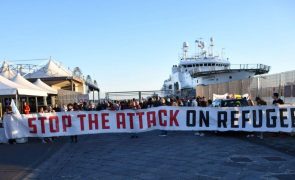 Itália autoriza desembarque de navio de ONG com 89 migrantes resgatados