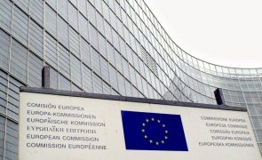 Comissão Europeia apresenta hoje orientações para revisão das regras orçamentais da UE