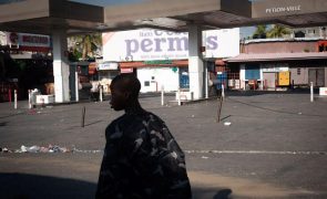 Postos de combustível no Haiti reabrem após dois meses de bloqueio