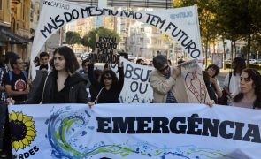 Centenas marcharam em Lisboa pelo ambiente