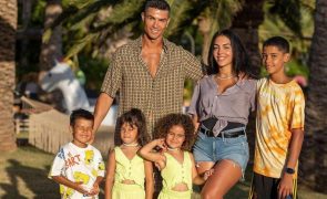 Georgina mostra-se em momentos de diversão com os filhos [vídeo]